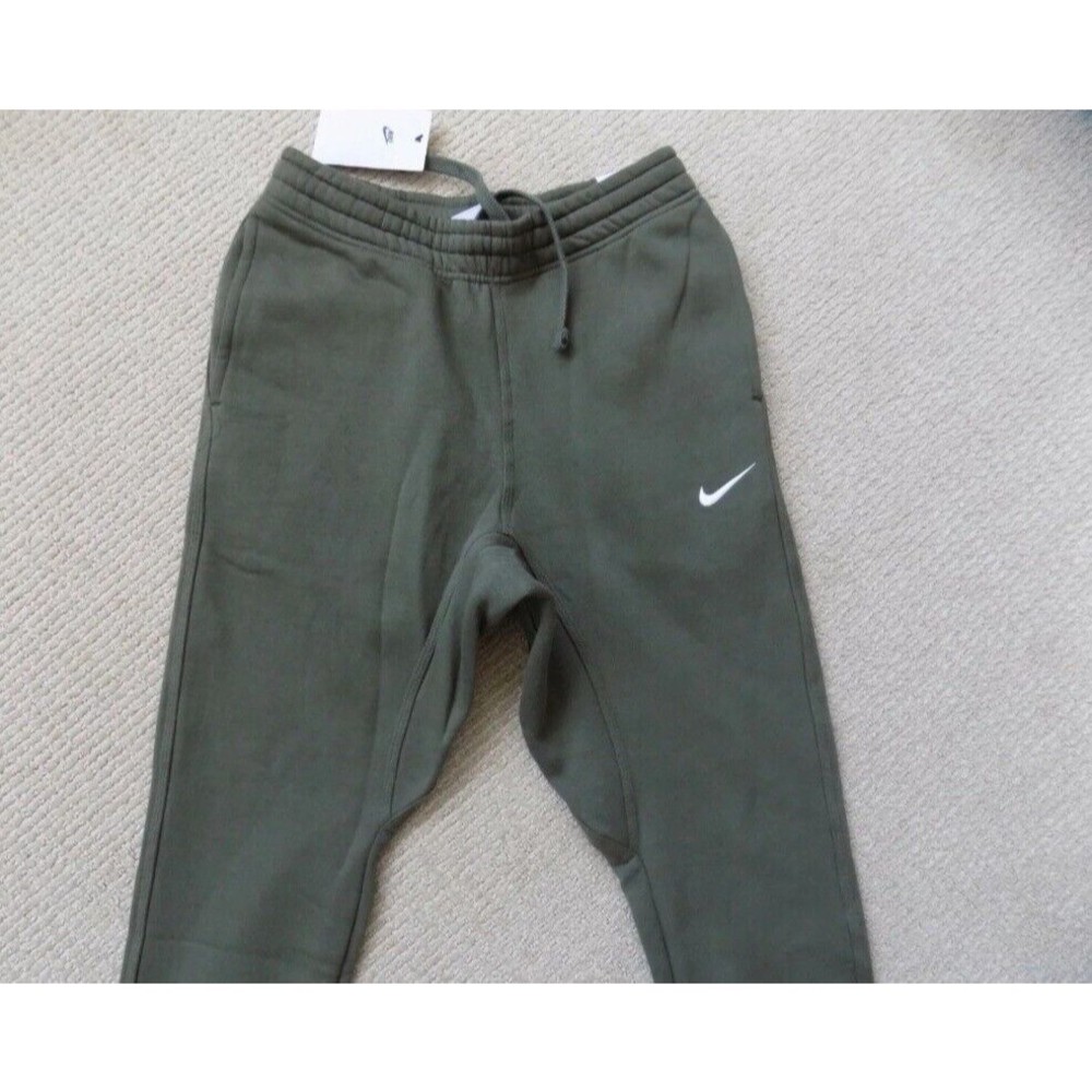 NWT Nike Club Fleece Training Joggers Size Larg Mens Green Sweatpants 826431-380 - Picture 2 of 6